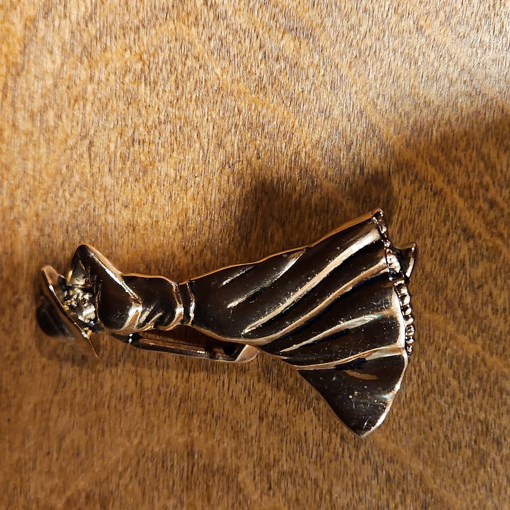 Golf Brooch, Victorian Lady